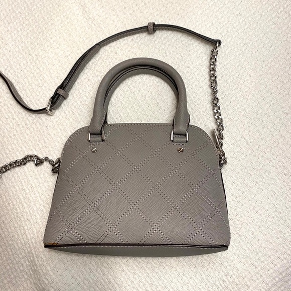 Michael Kors Mini Crossbody 🌟 - Picture 3 of 4